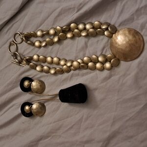 Jones New York Necklace & Earrings Set gold tone